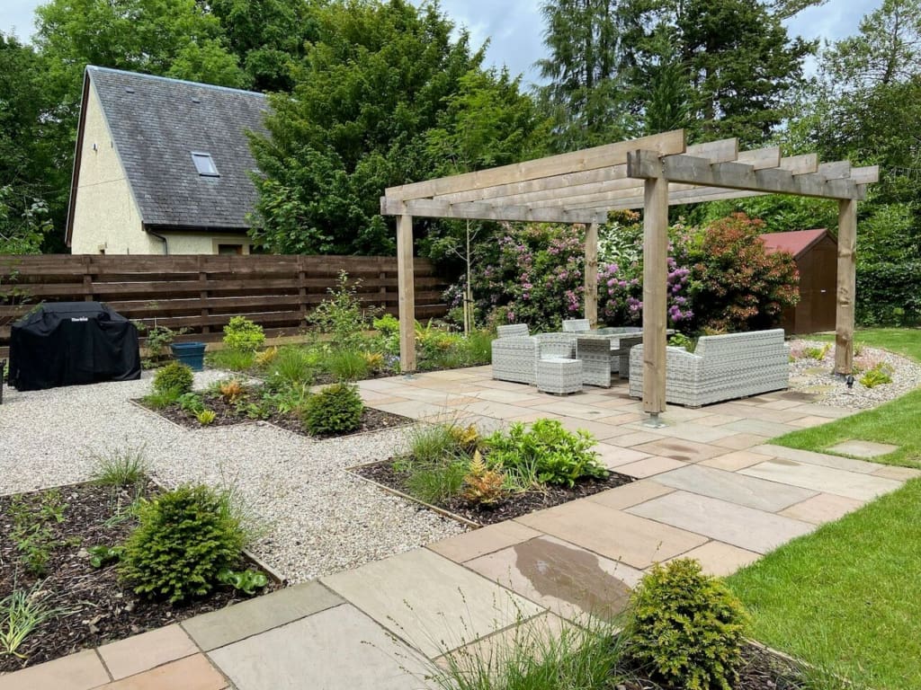 Carriage Lodge Design & photo: Rachel Bailey Garden Design Ltd